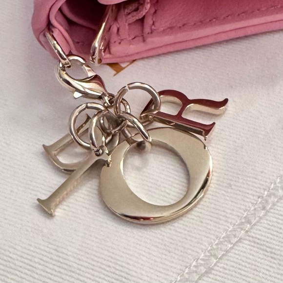 NEW DIOR Lady Dior Cannage Lambskin Leather Medium Compact Wallet in Pink - Picture 6 of 9